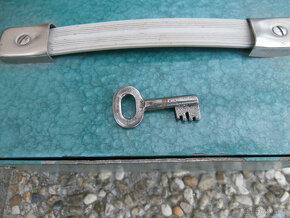 Pokladnička, kasička, střádanka, trezor, trezorek za 500 kč - 13