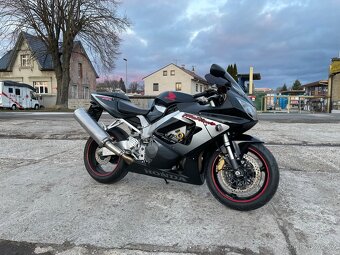 Honda CBR 929RR Fireblade - 13