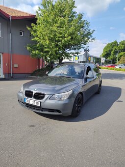 BMW 525d e61  manuál  pouze kosmetické vady prave dveře - 13