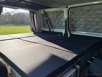 BUS VW T5 / 103kW / 9MÍST : multifunkční koncept - 13