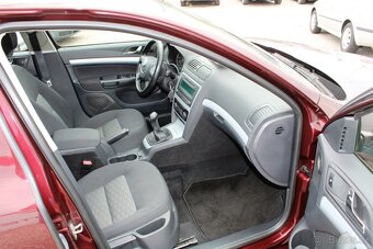 Škoda Octavia 1.2 TSI r.v.2011 KLIMATRONIK EL.OKNA ALU - 13