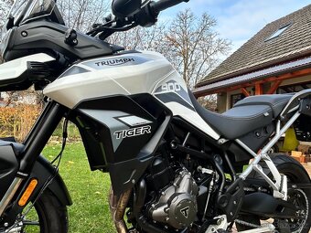 Triumph Tiger 900 GT - 13