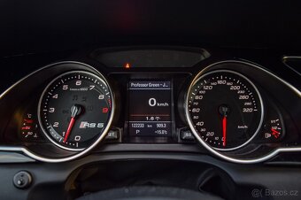 Audi RS5 V8 quattro - 13