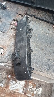 díly z VW Transporter 1,9 a 2,5 - 13