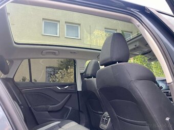 Škoda Scala 1.0 TSI 85kw 08/2019 51tis km Style - 13
