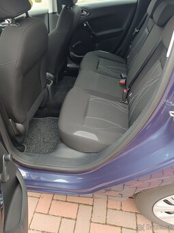 Peugeot 208, najeto 61 TKM, motor 1.2 benzin - 60Kw - 13