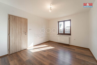 Prodej rodinného domu, 97 m², Komárov, ul. Na Horách - 13