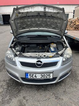 Opel Zafira B 1.6 benzín 77kW - 13