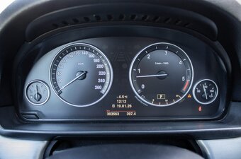 BMW 535d, 220kW (2012) - 13