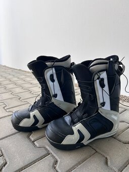 Snowboardový komplet vč. bot a přilby, nebo i jednotlivé - 13