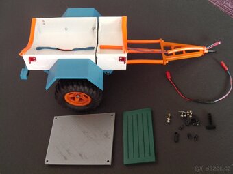 RC PŘÍVĚSNÝ VOZÍK - 13