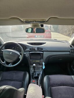 Renault Laguna 1,9dCi - r.v. 2002 - 13