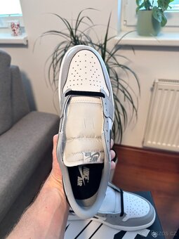 Air Jordan 1 Low OG Barons - 13
