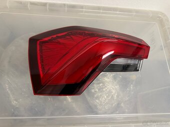 Škoda Kamiq zadní světlo - 13