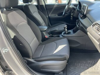 Hyundai i30 Combi 1.5 DPI 80kw benzin 2022 - 13