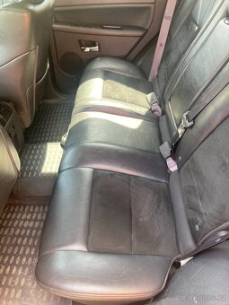 Prodám Jeep Grand Cherokee Limited 3.0 CRD 160kw, r.v. 2010 - 13