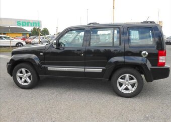 Jeep Cherokee 3,7 V6 151 kW KLIMA Bez koroze benzín - 13
