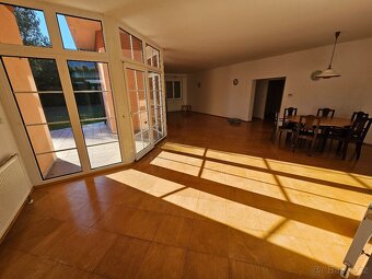 Prodej rodinného domu 5+kk, 231m2 + podkroví, Mohelnice - 13