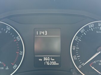 Škoda Octavia 1,2 1.MAJ,SERVISKA,ČR - 13