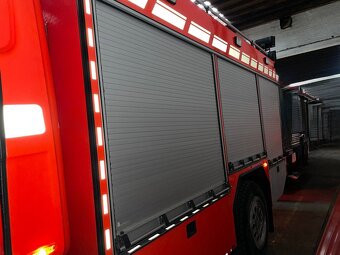 Hasičské vozidlo, Scania P94 260 4X2 2500L vody - 13