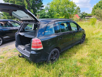 Opel Zafira 1.9 CDTI 74Kw ND - jako celek - 13