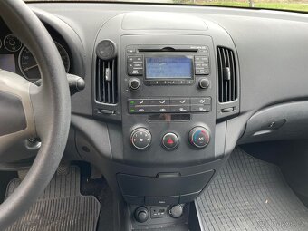 Hyundai i30 CW 2010, 1.6 LPG - 13