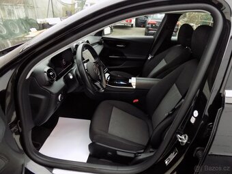 Mercedes-Benz Třídy C C 200d/NAVI/LED-Performance/ - 13