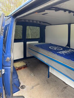 Volkswagen Transporter T5 - 13