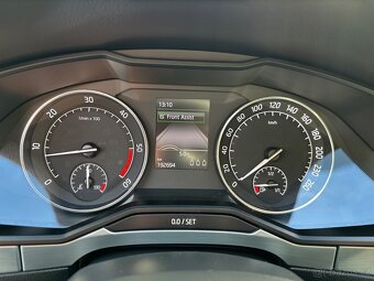 Škoda Superb 2.0TDi SMARTLINK, PO SERVISU - 13