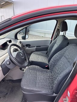 Renault Modus 1.2 16V - 13