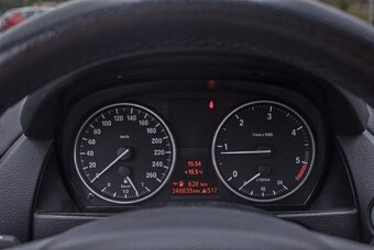 BMW X1 r.2010 , 110kw 4x4 - 13