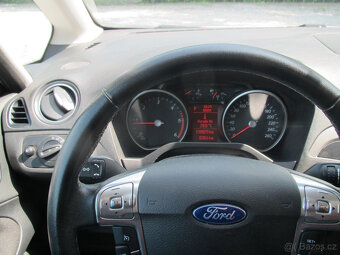 Ford S Max 2.0 TDCI 7 Míst - 13