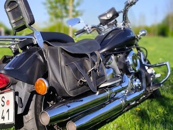Yamaha XVS 1100 V-Star – stylový cruiser s duší i zvukem - 13