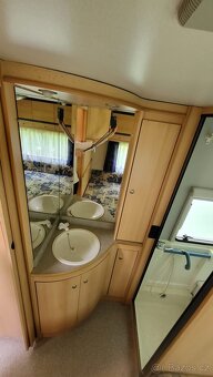 Obytný přívěs, karavan KNAUS - 13