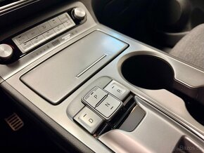 HYUNDAI KONA EV ELEKTRIC 100Kw 1 MAJITEL KAMERA - 13