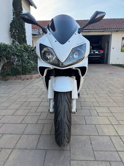 Honda CBR 600f - 13