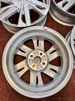 4x100 R15 originál Alu Toyota Aygo - BEZ POŠKOZENÍ - TOP - 13