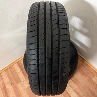 NISSAN QASHQAI 5x114,3 R18 ET40+LETNÍ 215/55R18 8mm - 13