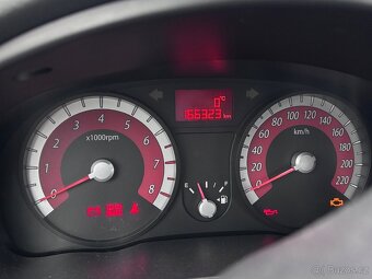 Kia Rio 1.4i 16V 2011 - 13