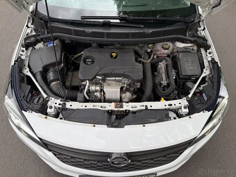 Opel Astra K kombi, rok 2018, benzín, 174.450 km, 1. majitel - 13
