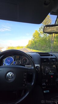 Volkswagen Touareg 2.5 TDI 128 kW – předfacelift (2004) - 13