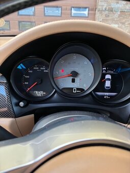 Porsche Macan 3.0 diesel v záruke Porsche Approved - 13