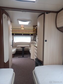 Prodám karavan hobby 560 UL . EL POJEZD,  ODDĚLENÉ POSTELE - 13