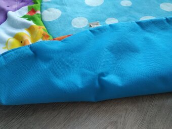 Hrací deka s hrazdičkou - 13