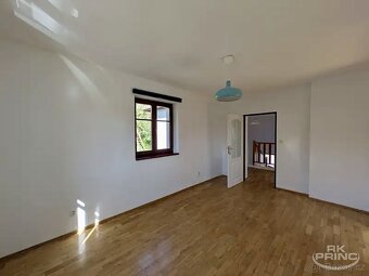 Rodinný dům k pronájmu 202 m2, pozemek 660 m2, Mnichovice - 13