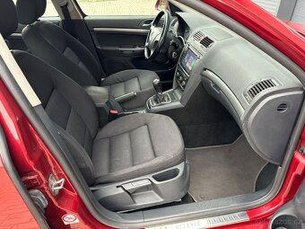 Škoda OCTAVIA II Combi 1.6 FSI 85kW, 2006, ELEGANCE, TAŽNÉ - 13