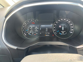 FORD S-MAX  2,0 EcoBlue  140 Kw  AT8  7míst  - 13