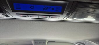 VW. Multivan T5 2.5TDi 128kw LONG  perfektní stav 😏 - 13