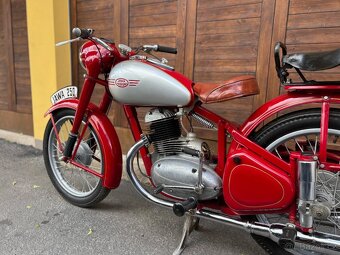 JAWA 250 Pérák typ 11 rok 1949 s doklady a STK - 13