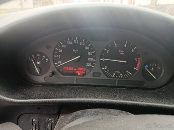 BMW 318 E36 r. v. 1993, naj. 223tis.km STK 2/2026 - 13